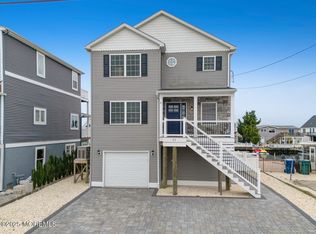 21 Lake Saint Clair Drive, Little Egg Harbor, NJ 08087