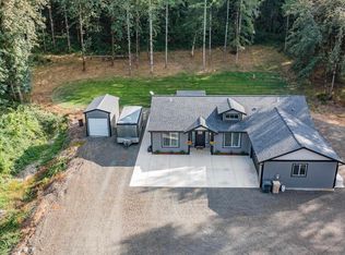 42770 Fir Grove Ln, Lebanon, OR 97355