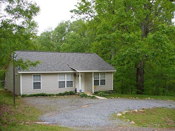 2nd image of 226 Moonview Ln