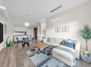 545 Foster Ave #412, Coquitlam, BC V3J 0B3