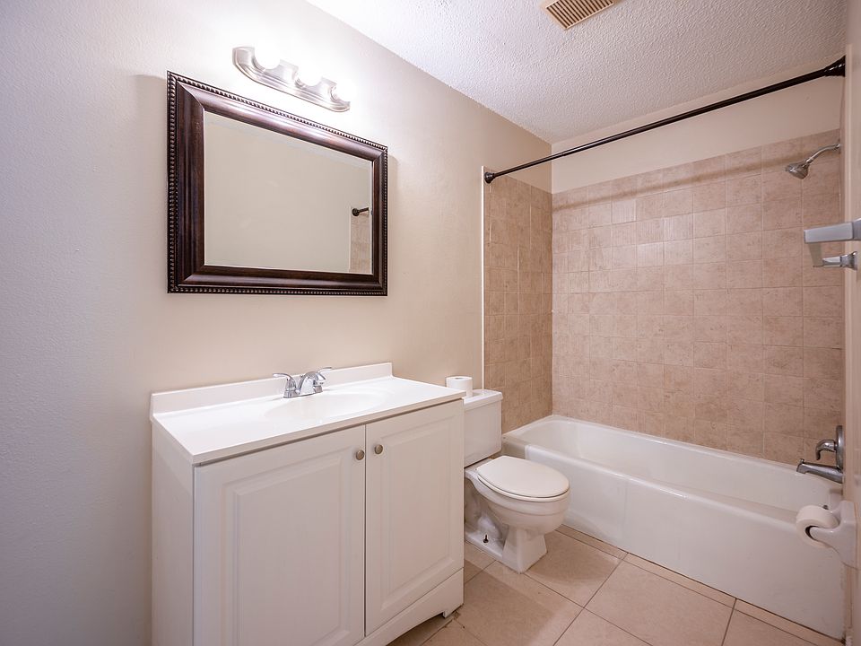1st image of 75 Harvard St #73