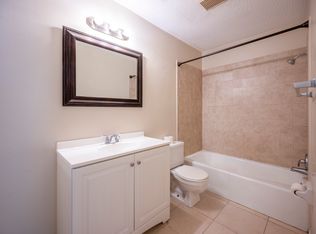 75 Harvard St #73, Englewood, FL 34223