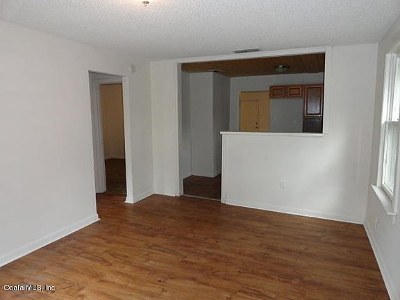 4th image of 2435 NE 12th Ct