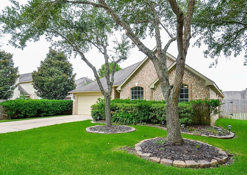 1st image of 3910 Heritage Colony Dr