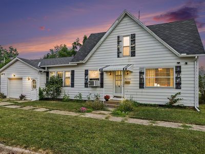 316 Magnolia St, Three Oaks, MI, 49128