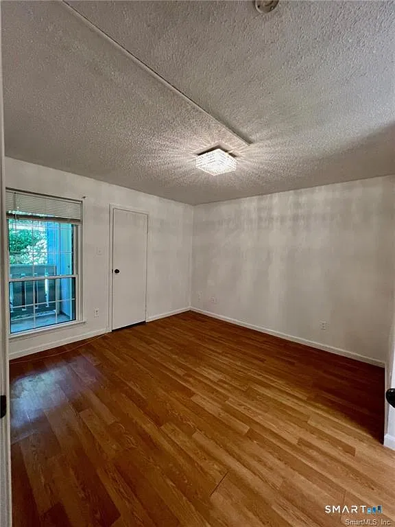 1 bed, 1.0 bath, 714 sqft, $1,600 — Photo 3