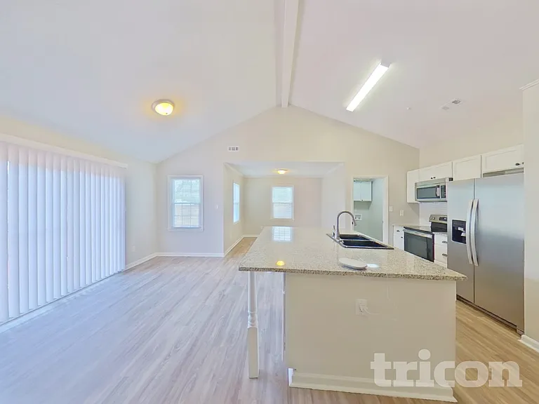 11106 Pinetta Ln — Photo 4
