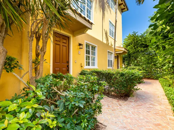72 SE 6th Ave E APT H, Delray Beach, FL 33483