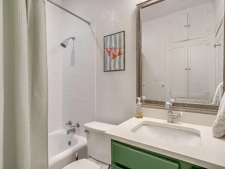 3103 Odessa Ave — Photo 8