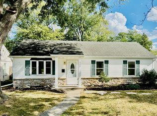 318 Pettibone St, Crown Point, IN 46307