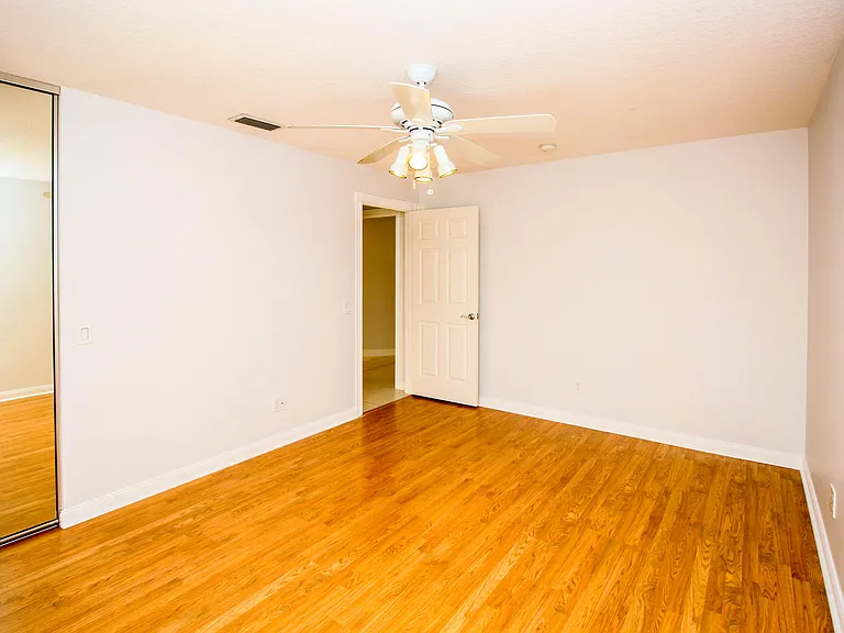 10882 SW Dardanelle Dr — Photo 13