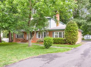 9264 Groomfield Rd, North Chesterfield, VA 23236