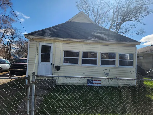 1726 Pine St, Muskegon, MI 49442