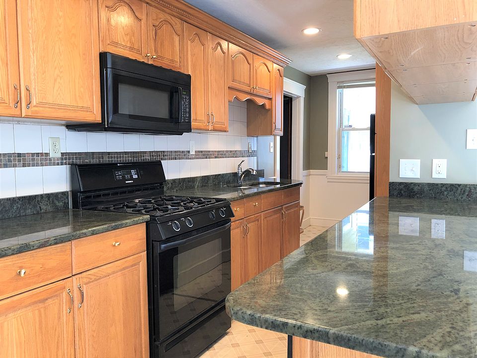 1st image of 4 Berkshire St #1