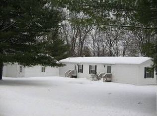 3386 Helen St, Harrison, MI 48625