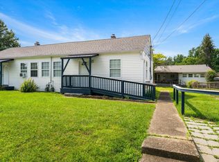 740 W Outer Dr #740, Oak Ridge, TN 37830