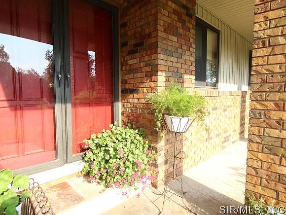 2nd image of 47 Fairlane Dr