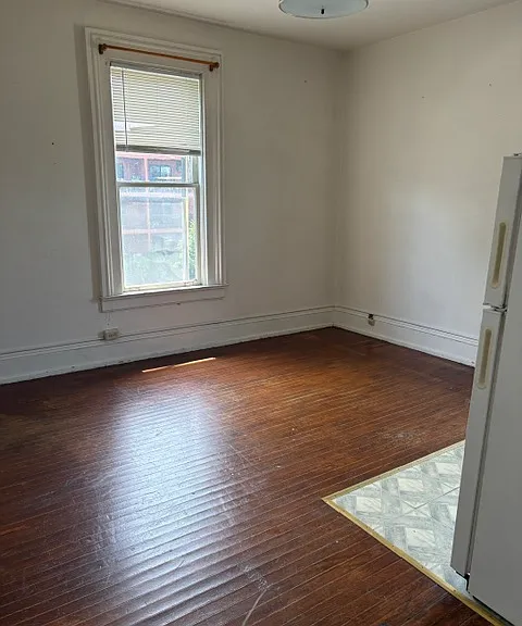 821 State St #4 — Photo 6