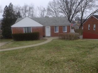 5123 Fieldcrest Dr, Pittsburgh, PA 15236