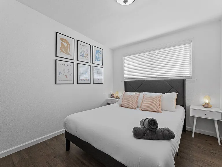 4203 Philmont Ave — Photo 27