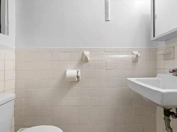 579 West 215th Street image 14 of 29