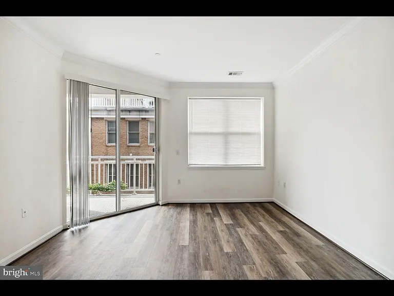 23 Pierside Dr #306 — Photo 10