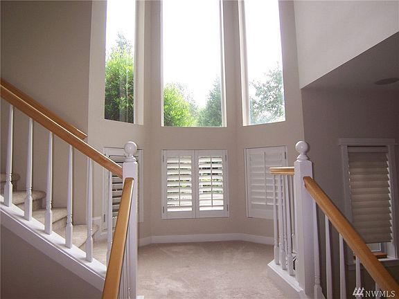3rd image of 10015 NE 37th Ct