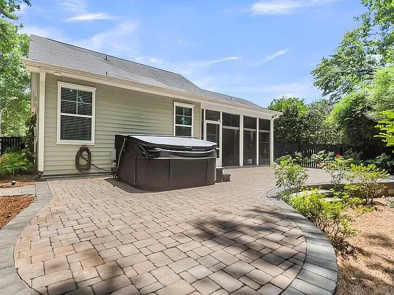2606 Lohr Dr — Photo 22