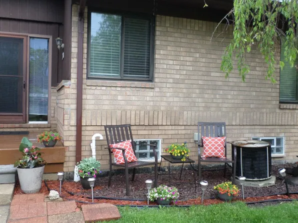 33831 Hooker Rd #6, New Baltimore, MI 48047