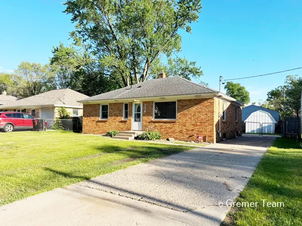 304 Nancy St SE, Kentwood, MI 49548