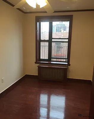 Rented by Batra Group Inc | media 42