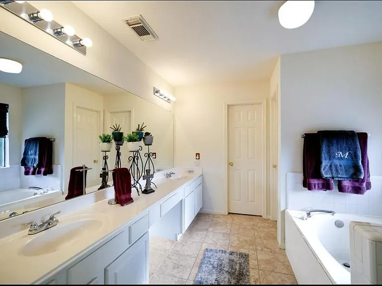 12918 Stratford Heights Dr — Photo 10