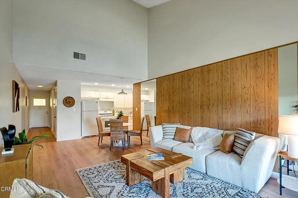 1 bed, 1.0 bath, 756 sqft, $2,700 — Photo 1