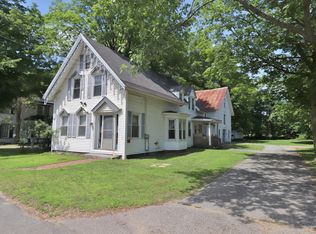 22 Main St, Dixfield, ME 04224