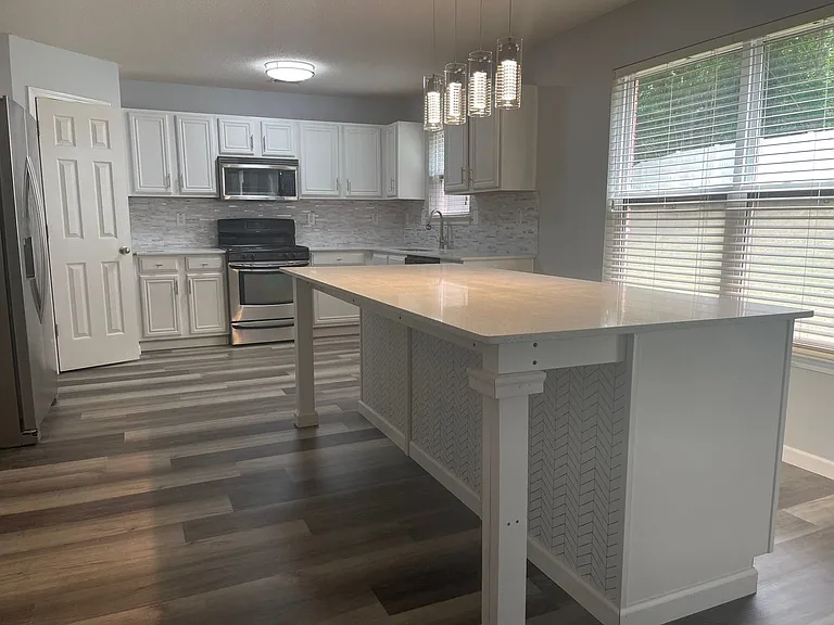 607 Pipkin Dr — Photo 8