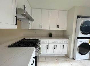 1225 N Broadway N, Escondido, CA 92026