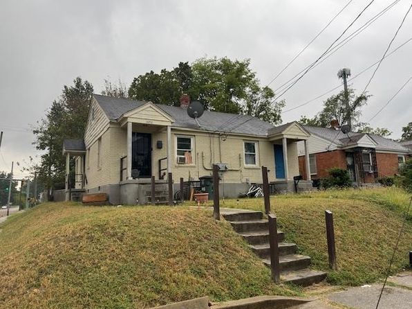 memphis-tennessee-457239659 picture