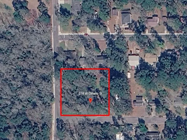 218 W Othello St, Jasper, TX 75951