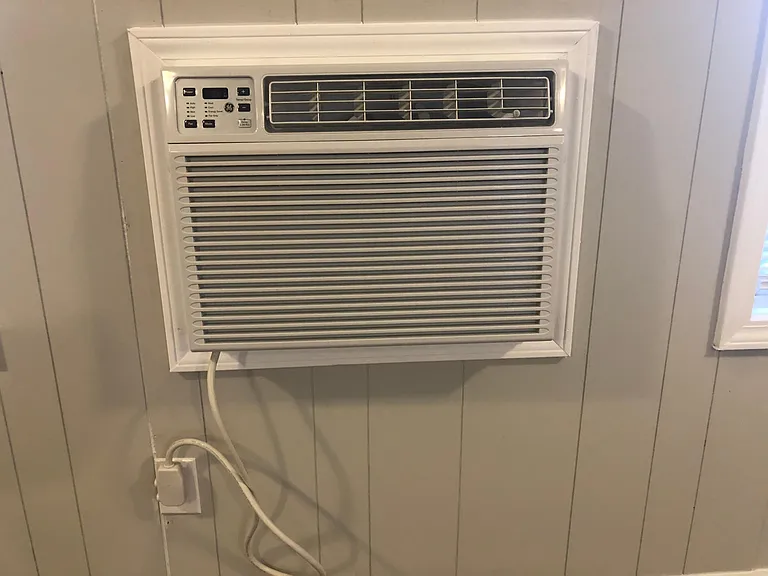 Wall Heating and Cooling Unit