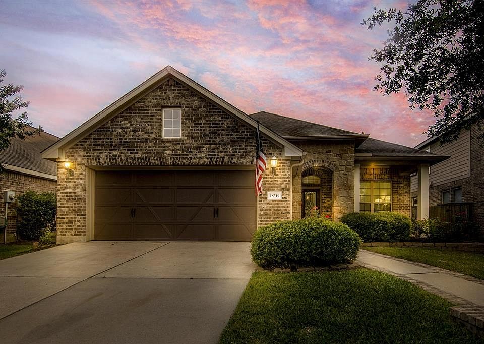 1st image of 18319 E Willow Oak Bend Dr