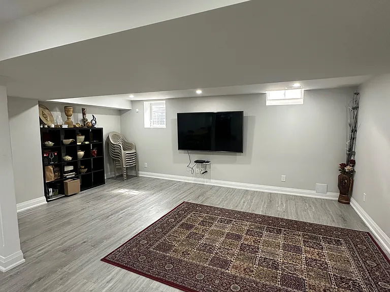 658 Grand Trunk Ave #BSMNT — Photo 9