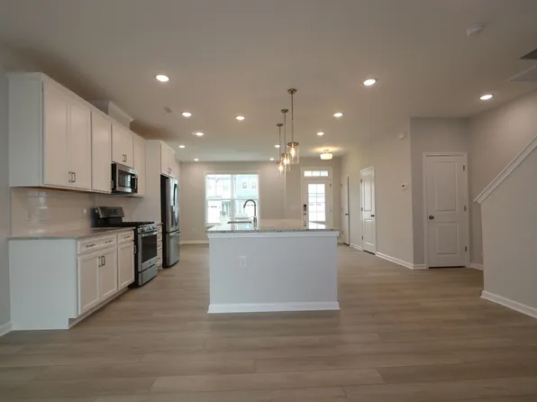 3107 Cathedral Comb Dr, Apex, NC 27502