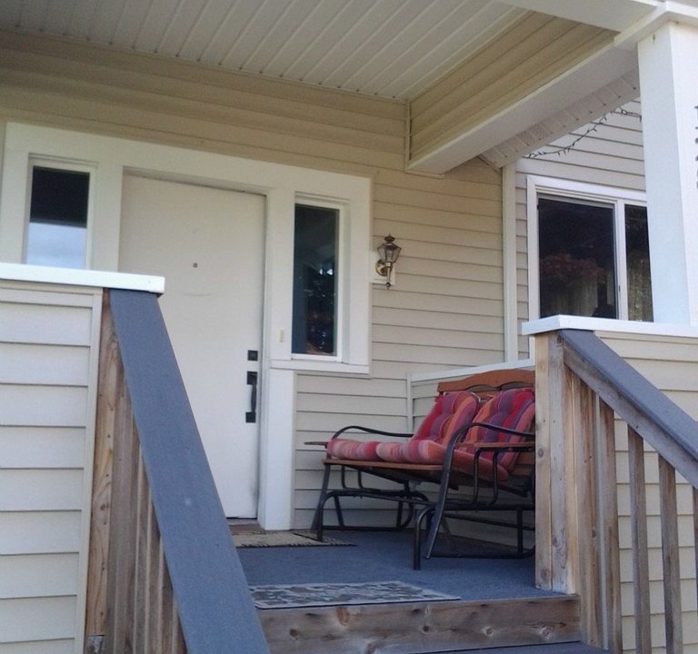 1st image of 128 Bloomington Ave