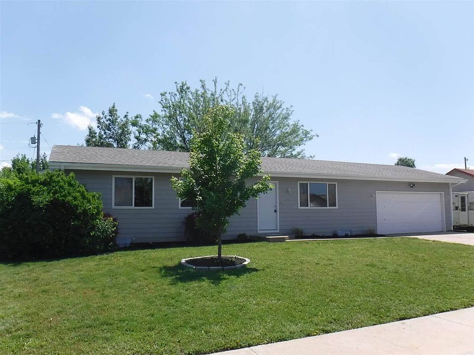 1st image of 729 Huehl Cir