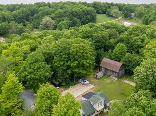 10860 Burnett Rd, Charlevoix, MI 49720