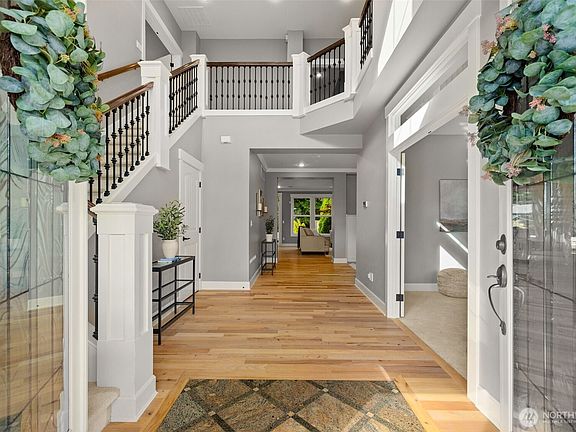 4th image of 1300 N 27th Place