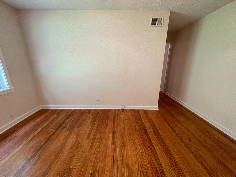 1623 Valley Ave — Photo 38