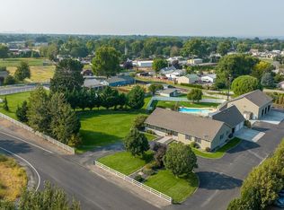 103 E 45th Ave, Kennewick, WA