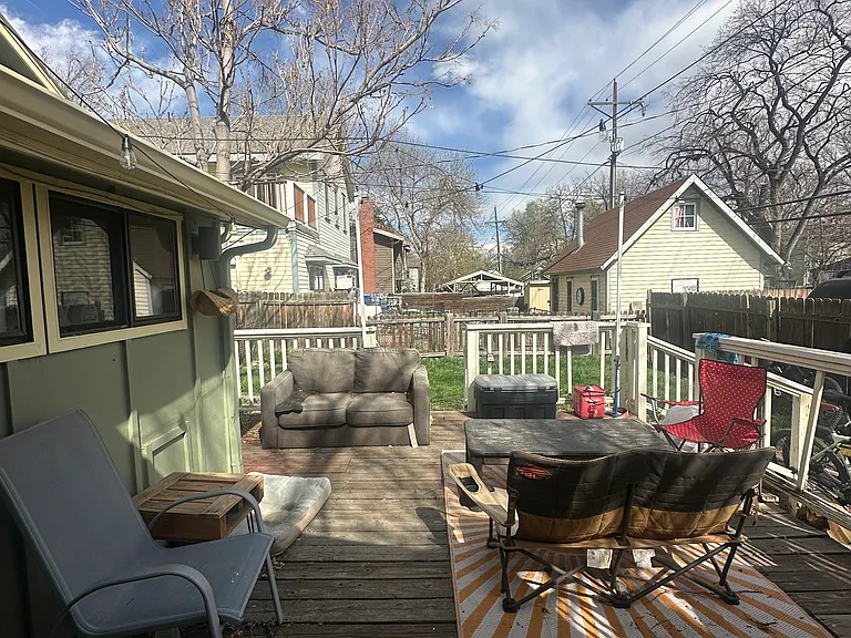 1818 Grove St — Photo 5