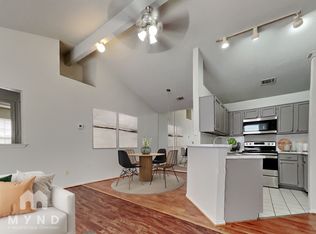 2216 Summer Day Dr, Arlington, TX 76014